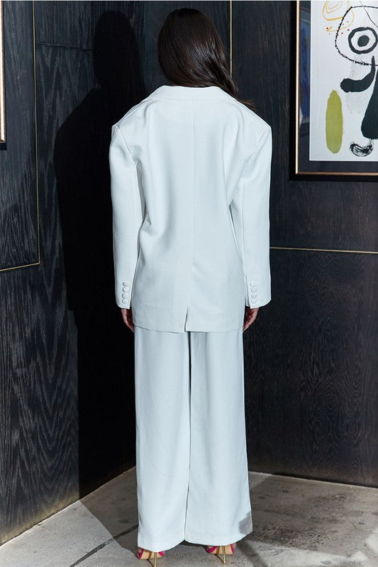 LOOSE FIT BLAZER AND PANTS